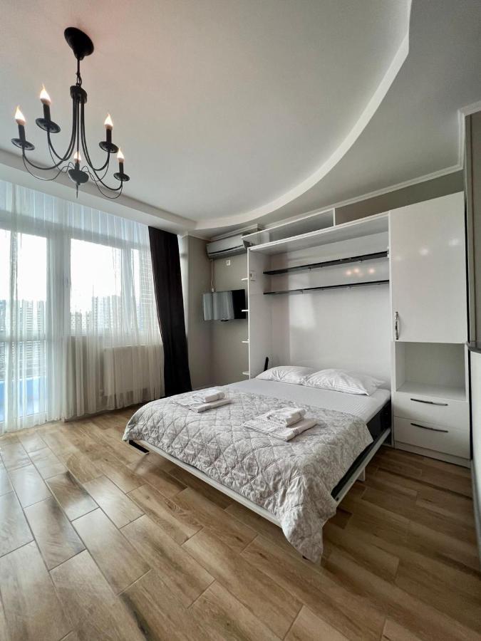 Luxure Apartments Batumi Esterno foto